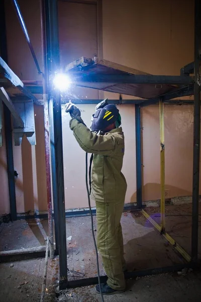 Welder Protective Mask Welding Metal Construction Open Air — Stock Photo, Image