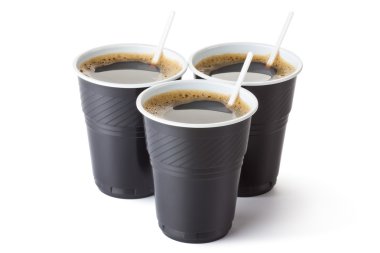 Üç tane otomat kahve Kupası