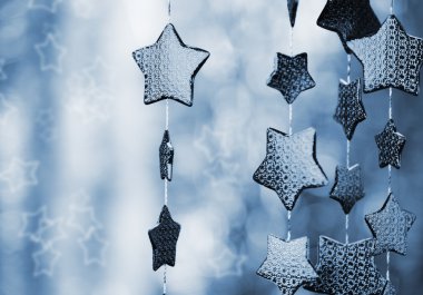 Mavi yıldız çelenk tonda