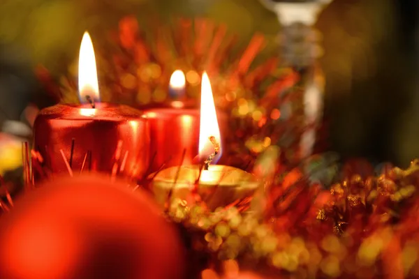 Festliga dekorationer med ljus — Stockfoto