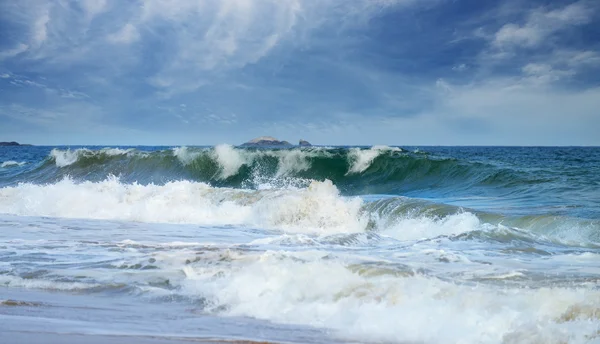 큰 파도가 바다 — 스톡 사진
