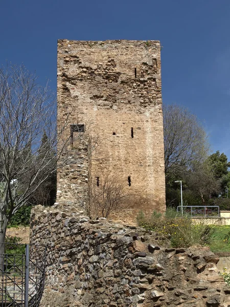 Iglesias com torre de Castello Salvaterra, Mura pisane e Iglesias, Sardenha, Europa — Fotografia de Stock