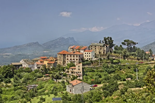 Vallecalle, horská obec v regionu nebbio regionu, Severní Korsika, Francie, Evropa — Stock fotografie