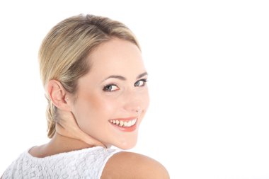 gülümseyen güzel gülümseyen kadın güzel kadın