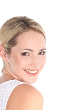 Onu kollamaya gülümseyen güzel kadın