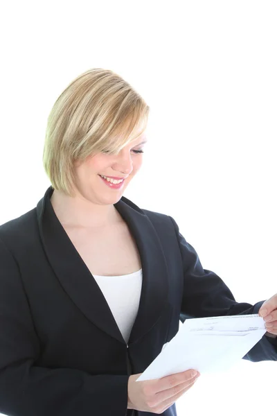 Glimlachend zakelijke vrouw ontvangende goed nieuws — Stockfoto