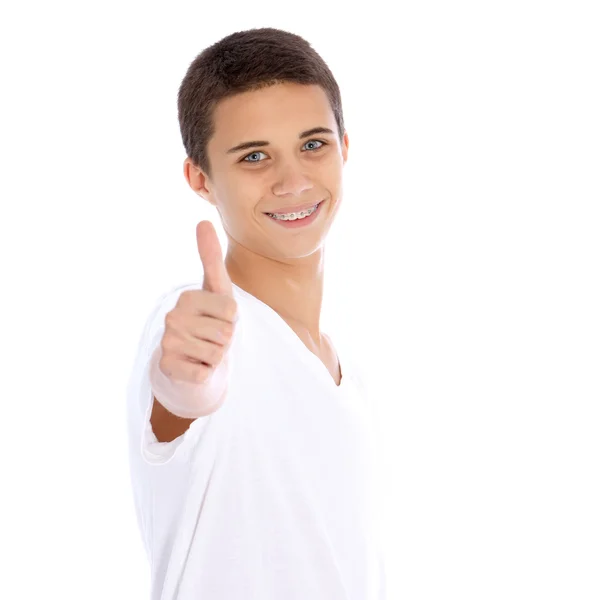 Sorrindo adolescente menino dando polegares para cima — Fotografia de Stock