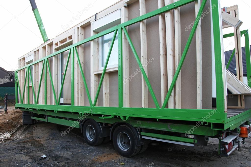 Delivery of prefabricated wooden house