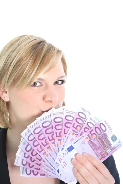 Mooie blonde vrouw bedrijf 500-eurobiljetten glimlachend blonde vrouw met 500 euro biljetten — Stockfoto