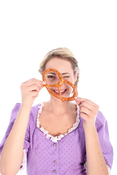 Portret van een blond met bretzel — Stockfoto