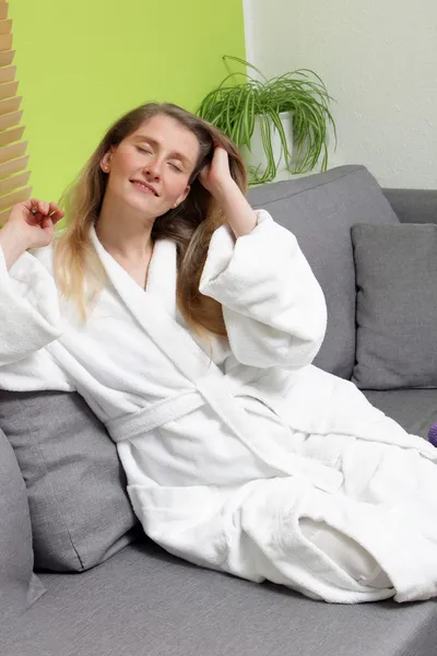 Relaxed woman — Stock Photo, Image