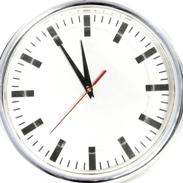 Reloj mostrando de cinco a doce —  Fotos de Stock