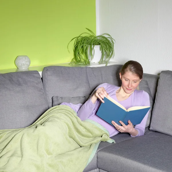 Portrait of an attractive caucasian woman — Stock Photo, Image