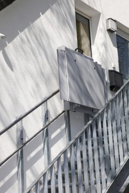 Engelliler için hizmet ile merdiven