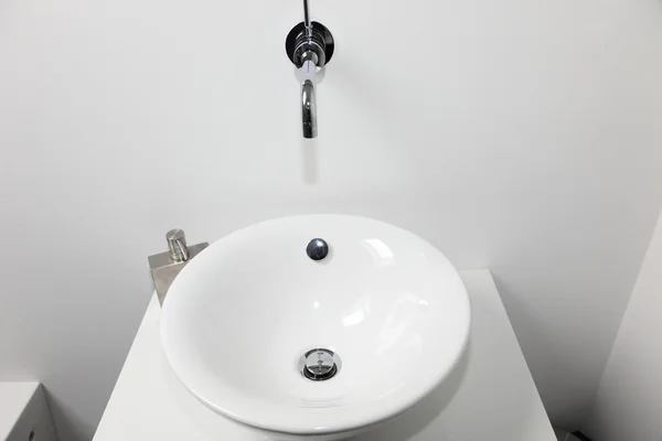 Modern banyo armatürleri — Stok fotoğraf