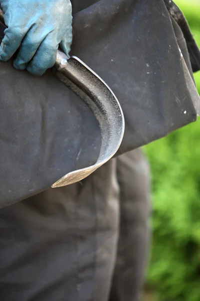 Curved scraping tool for cleaning a chimney flue — Stock Photo, Image