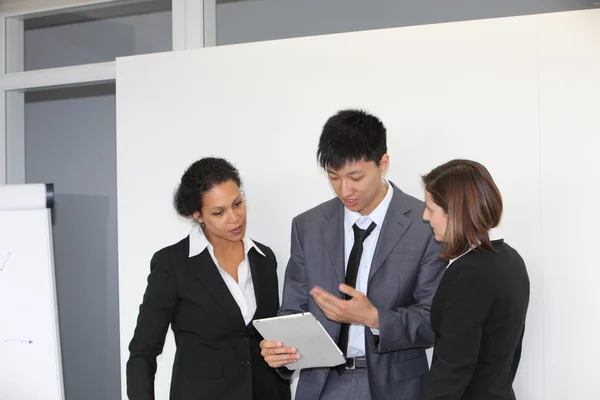 Verksamhet team en diskussion — Stockfoto