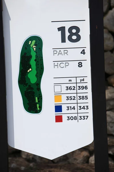 Information marker on a golf course — Stock Photo, Image