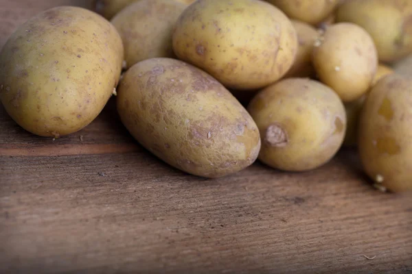 农场新鲜土豆的背景 — 图库照片