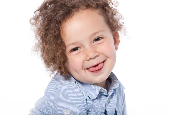 Closeup Muito bonito bebê língua para fora — Fotografia de Stock