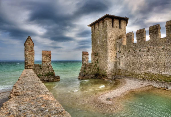Castillo de Sirmione, Italia . —  Fotos de Stock
