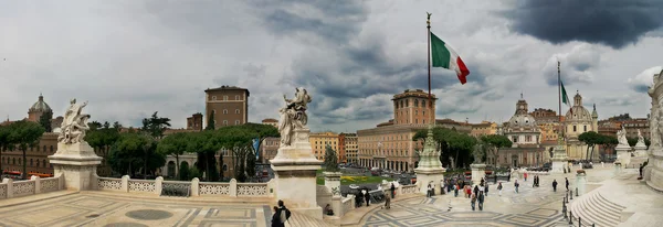 Vista panorámica de la plaza Venezia en Roma, Italia . —  Fotos de Stock