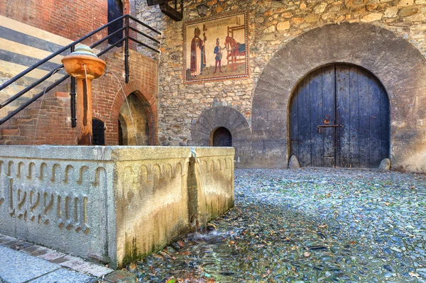 Castillo medieval vista interior . — Foto de Stock