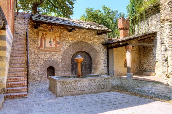 Castillo medieval vista interior . —  Fotos de Stock