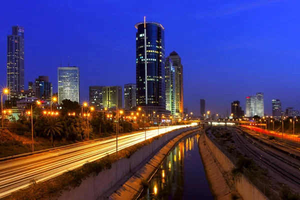 Vue de nuit sur Tel Aviv, Israël . — Photo