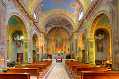 ctholic kilise iç görünüm.