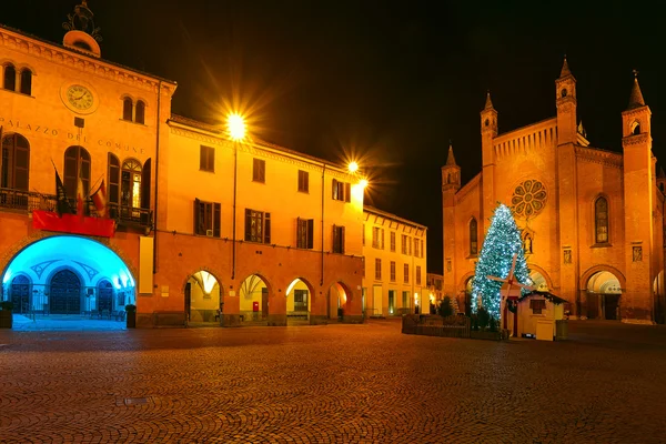 Christmas tree on central square. Alba, Italy. — Stock Photo, Image