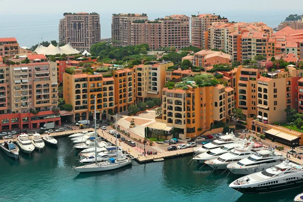 Marina and modern buildings in Monte Carlo, Monaco. — Stock Photo, Image