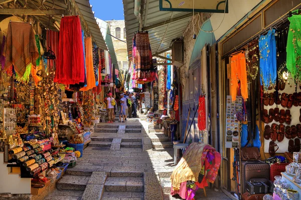 Oude bazaar in Jeruzalem, Israël. — Stockfoto