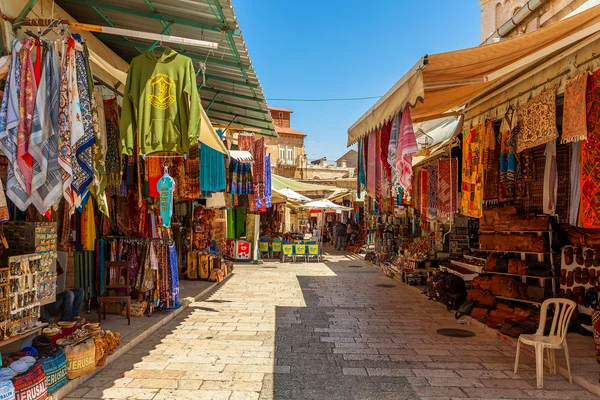 Oude bazaar in Jeruzalem, Israël. — Stockfoto