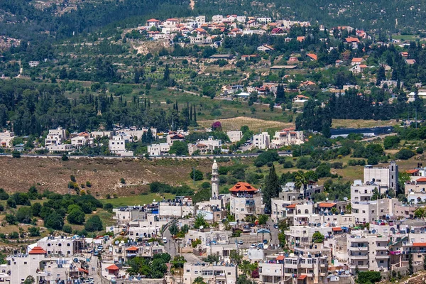 Aldeia palestina nas colinas em Israel . — Fotografia de Stock