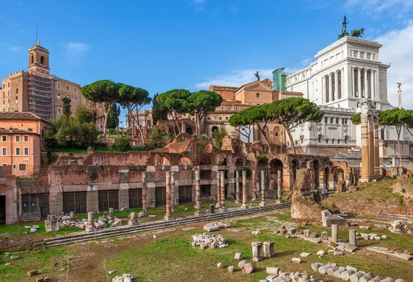 Antiguas ruinas. Roma, Italia . — Foto de Stock