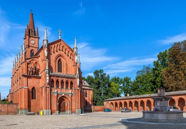 San vittore kościoła w pollenzo, Włochy. — Zdjęcie stockowe