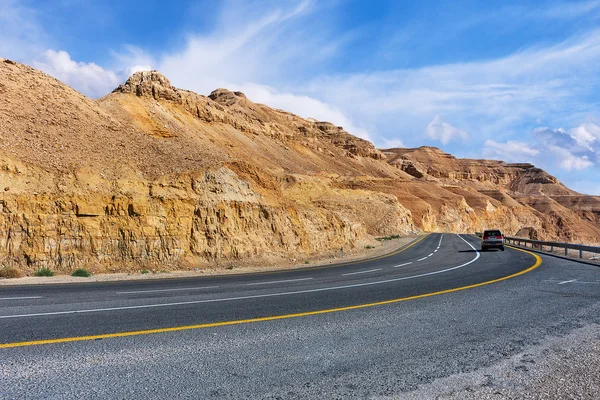 Autoroute dans le désert d'Arava . — Photo