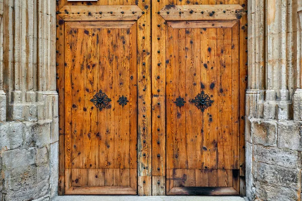 Uitzicht Oude Houten Deur Bij Ingang Van Kerk Palma Spanje — Stockfoto