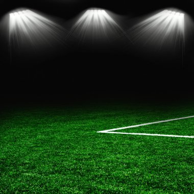 Futbol topu ile Lightning'ler yeşil sahada