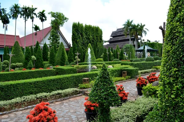 Nong nooch tropisk trädgård — Stockfoto