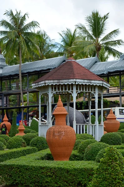 Nong Nooch Jardim tropical — Fotografia de Stock