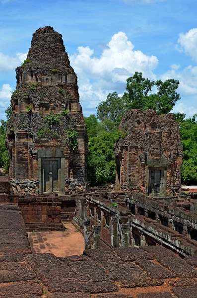 Antico tempio cambogiano — Foto Stock