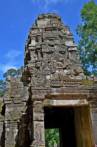 Antiguo templo cambodiano —  Fotos de Stock