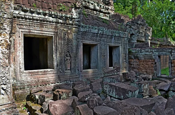 Antigo templo cambojano — Fotografia de Stock