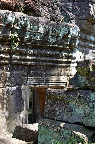 Antigo templo cambojano — Fotografia de Stock