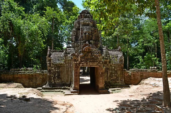 Oude Cambodjaanse tempel — Stockfoto