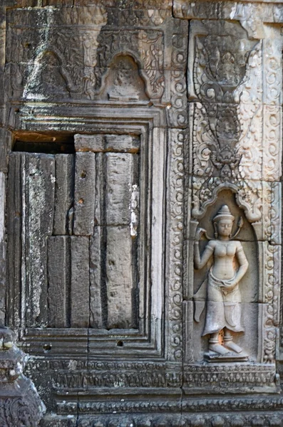 Antiguo templo cambodiano — Foto de Stock