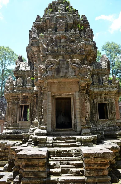 Antiguo templo cambodiano — Foto de Stock