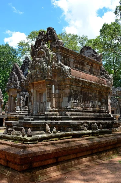 Antiguo templo cambodiano — Foto de Stock